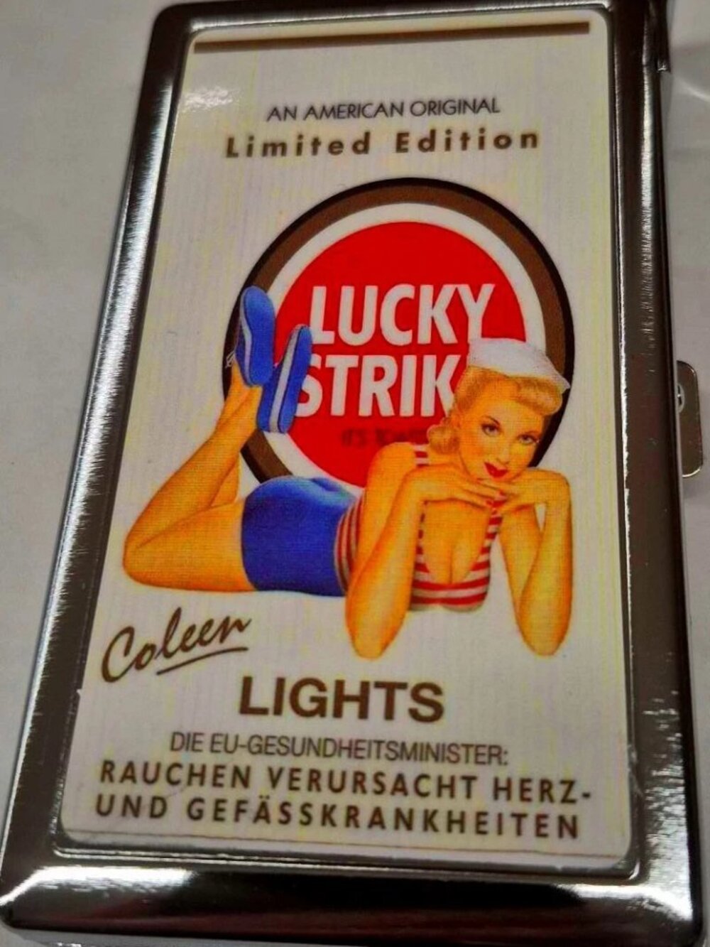 Lucky Strike Coleen Cigarette Case With Built in Butane